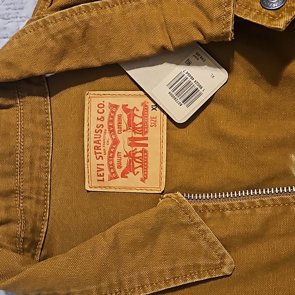 Levis Jacket - Picture 2 of 4